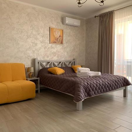 Hotel Три Слона Zatoka Exterior foto