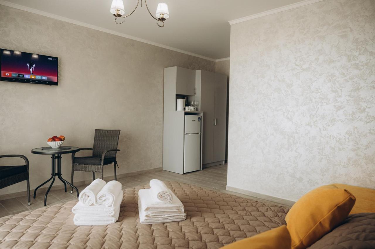 Hotel Три Слона Zatoka Exterior foto