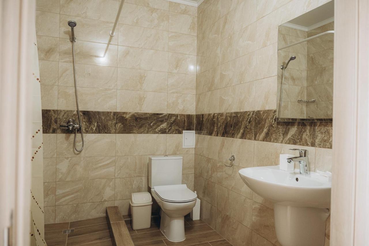 Hotel Три Слона Zatoka Exterior foto