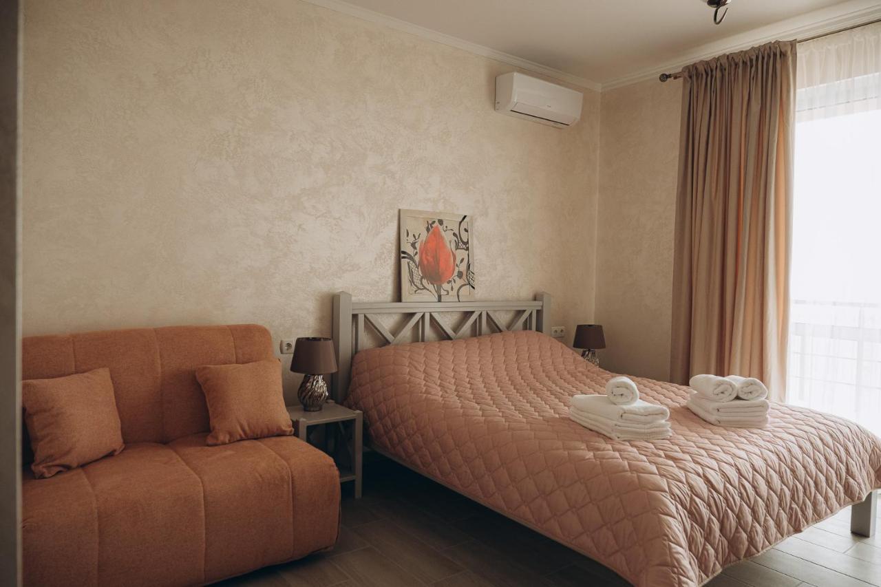 Hotel Три Слона Zatoka Exterior foto