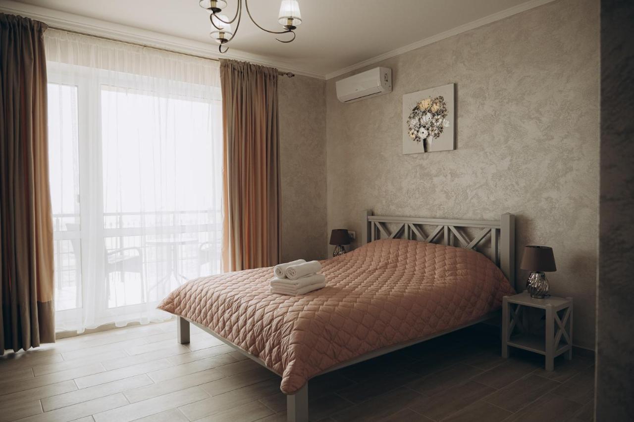 Hotel Три Слона Zatoka Exterior foto