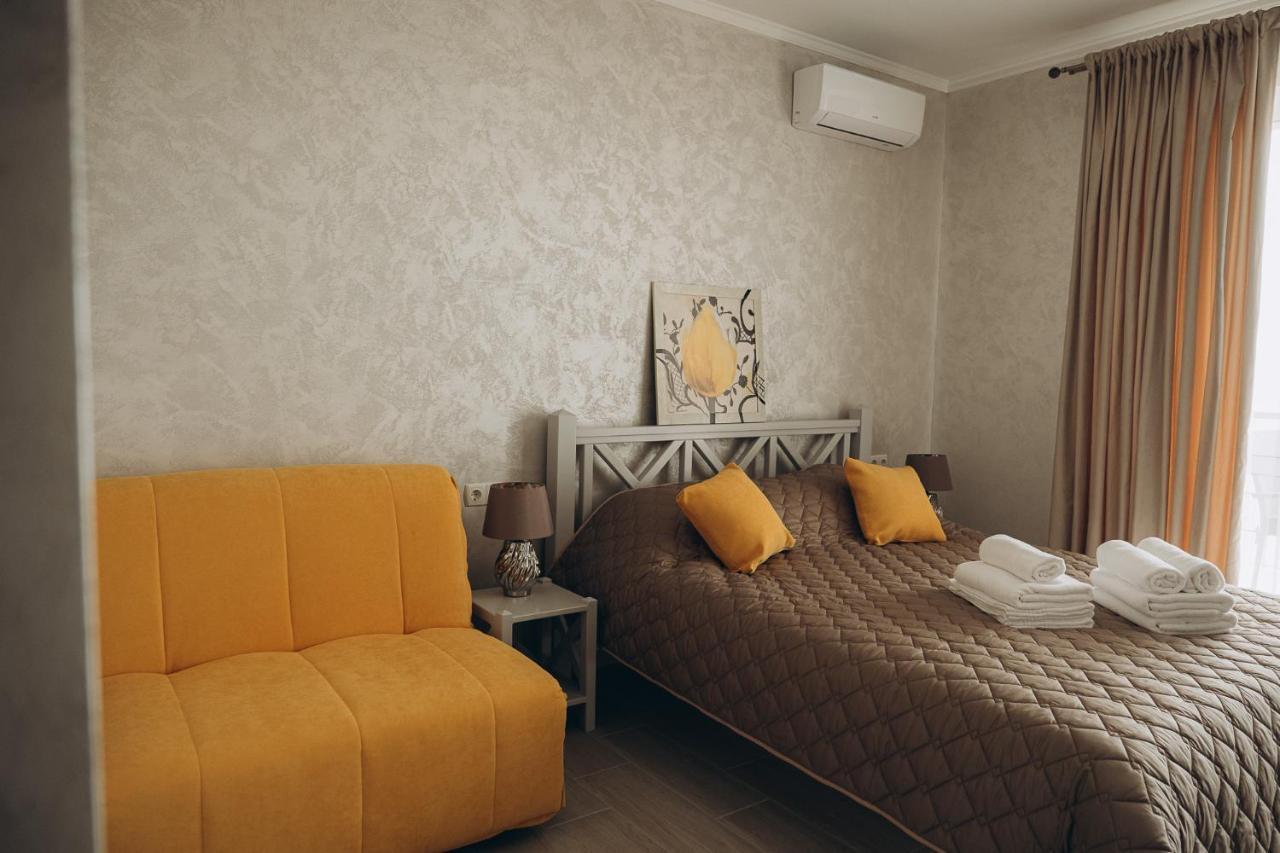 Hotel Три Слона Zatoka Exterior foto