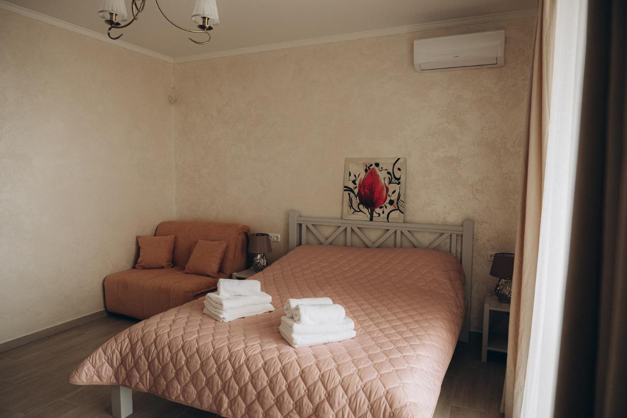 Hotel Три Слона Zatoka Exterior foto